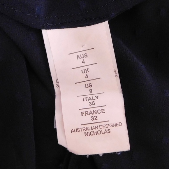 NICHOLAS Navy Blue Swiss Dot Cutout Cold Shoulder Top Blouse Ruffle Size 0 - Picture 13 of 15
